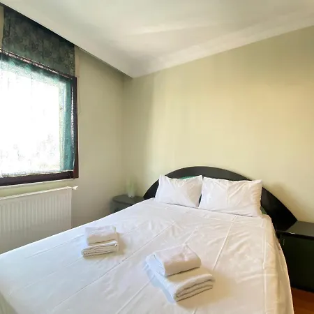 Superb Flat Close To Cevahir Mall In Sisli Apartment *
